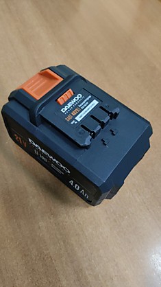 Аккумулятор DAEWOO DABT 4021Li (21В, 4.0 Ач)