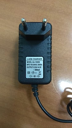 Зарядное устройство 220 V (-) ACD12/2CS 634069